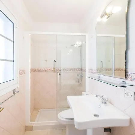 Sleeps 10 Pool Wifi Ferienhaus *