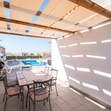 Sleeps 10 Pool Wifi * Callao Salvaje