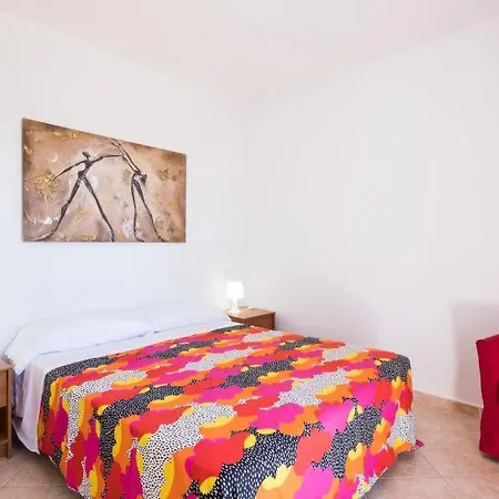 Nyaraló Sleeps 10 Pool Wifi
