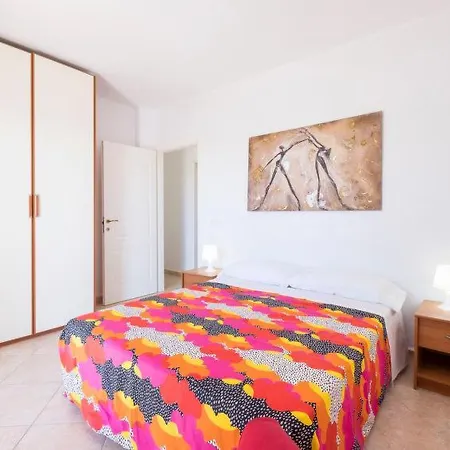 Nyaraló Sleeps 10 Pool Wifi